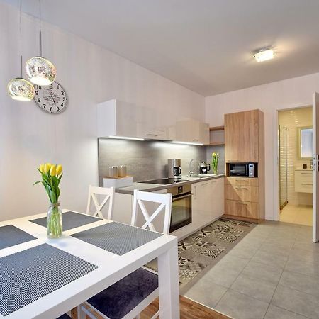 Апартаменты Blizej Morza 16 Premium Колобжег Экстерьер фото